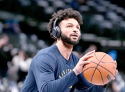 蜂鸟竞技-关于穆雷迎来十赛季高光表现，独行侠球迷沸腾！的信息