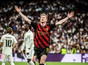 蜂鸟电竞-德布劳内回归赛场，大胜首场状态亮眼，西班牙队观众沸腾！的简单介绍